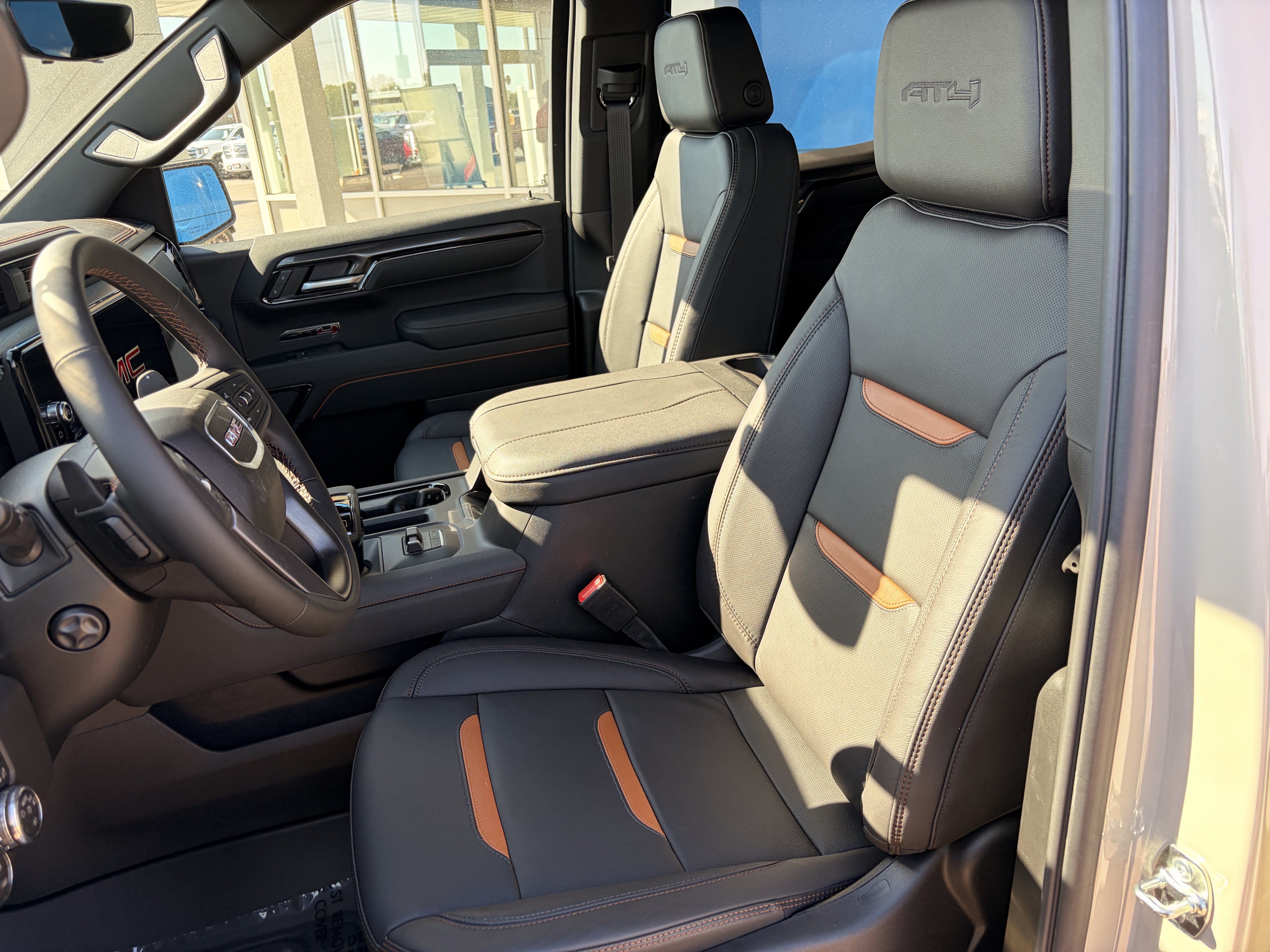 New 2026 GMC Sierra 1500 AT4 w/ AT4 Premium Package AWD/4WD image 13