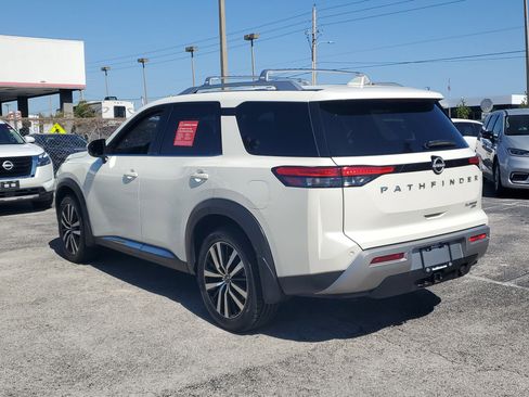 Certified 2023 Nissan Pathfinder Platinum w/ Cargo Package AWD/4WD image 9
