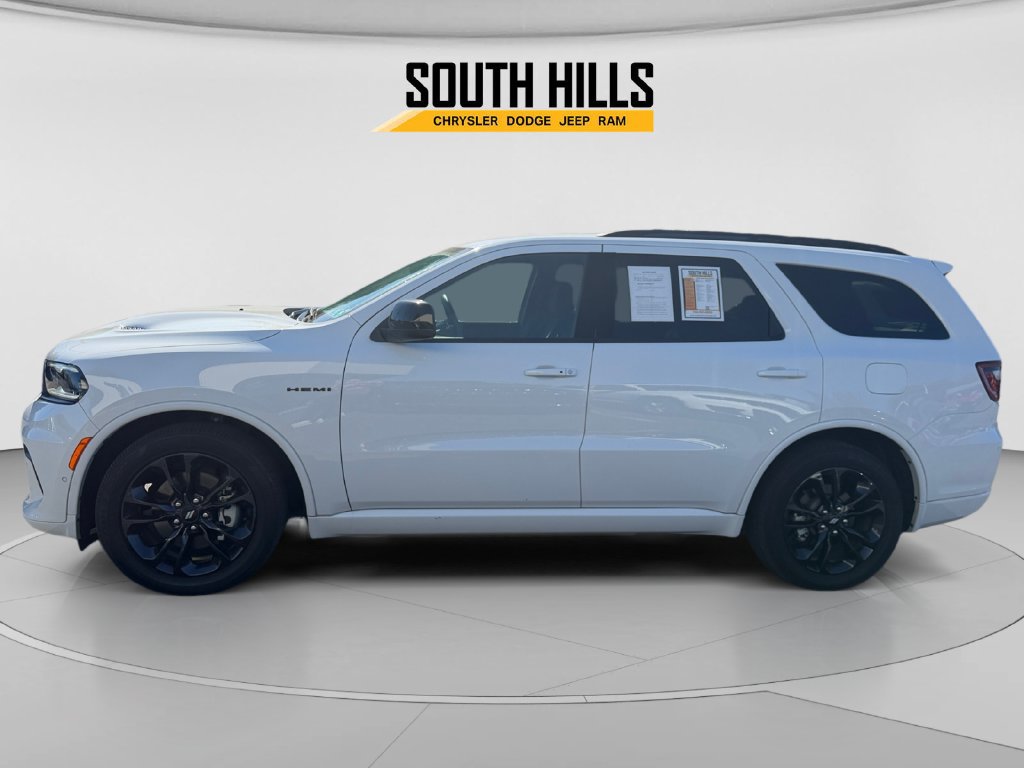 Used 2025 Dodge Durango R/T w/ Blacktop Package AWD/4WD image 2