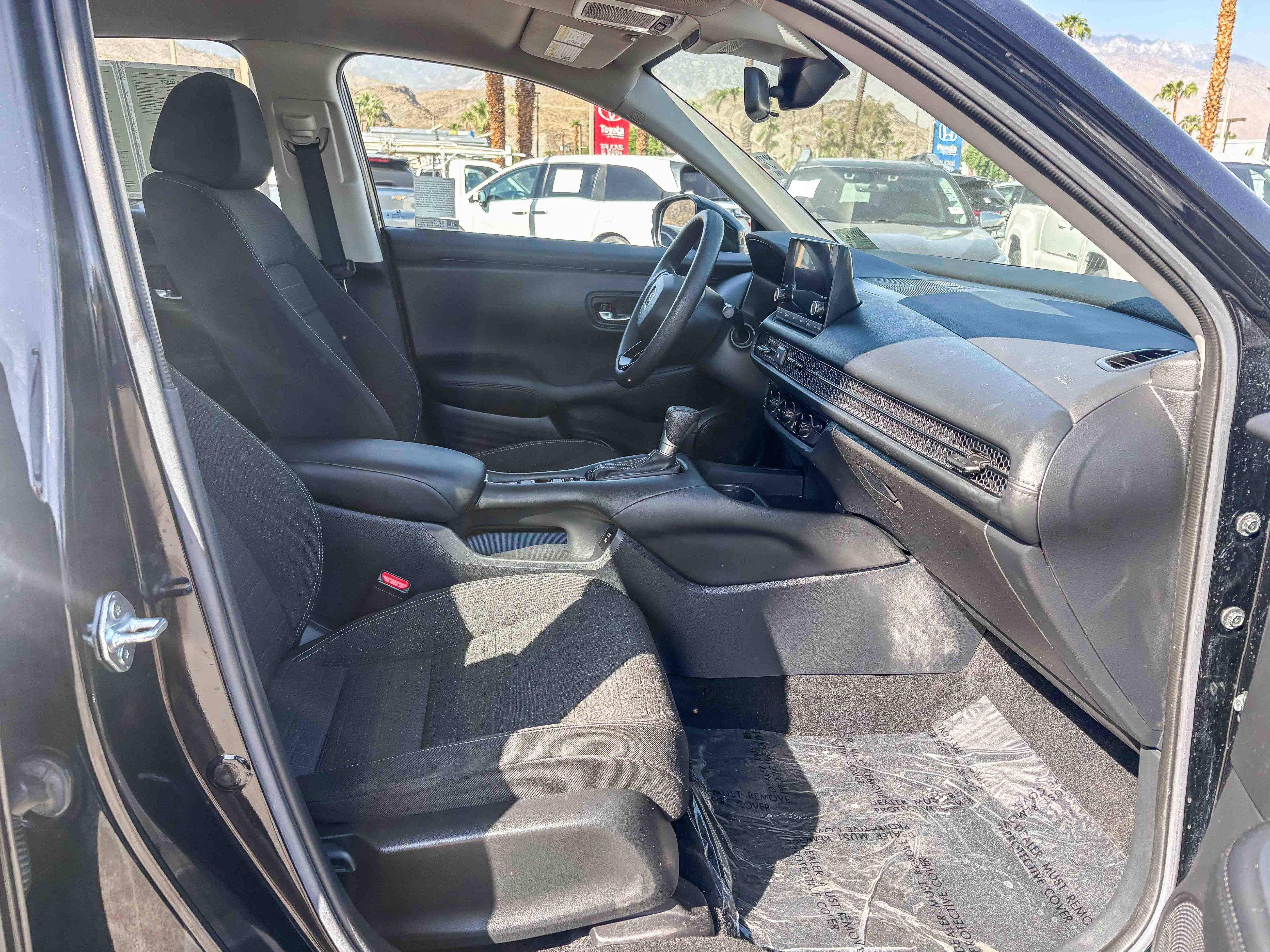 Used 2024 Honda HR-V LX image 19