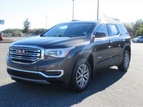 Used 2019 GMC Acadia SLE image 3