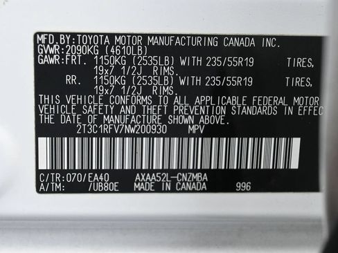 Used 2022 Toyota RAV4 XLE Premium FWD image 9