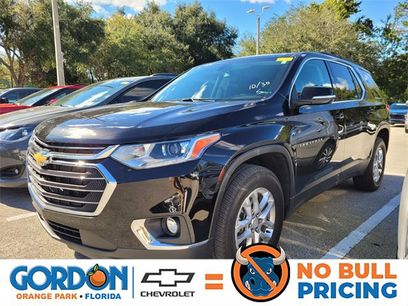 Used 2021 Chevrolet Traverse LT