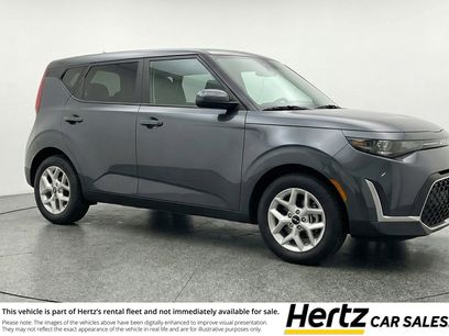Used 2025 Kia Soul LX w/ LX Technology Package