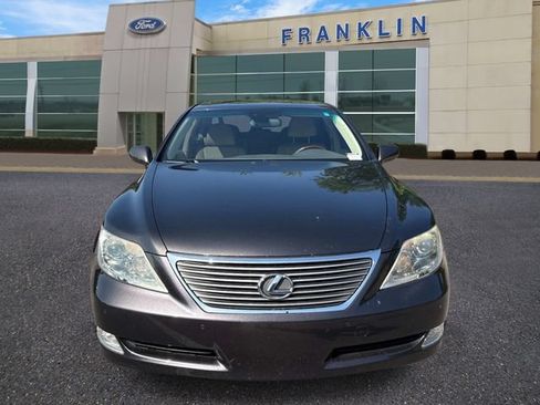 Used 2008 Lexus LS 460 RWD image 2
