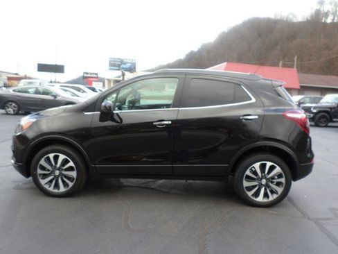 Used 2021 Buick Encore Preferred w/ Safety Package image 9