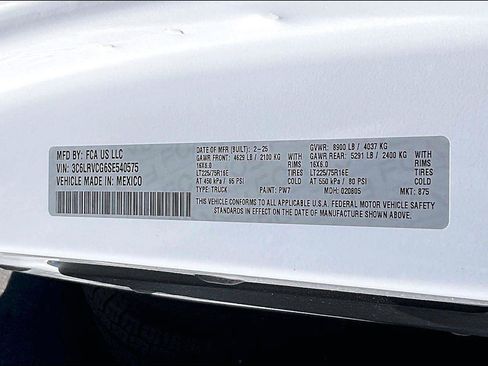 Used 2025 RAM ProMaster 2500 w/ Convenience Group FWD image 33