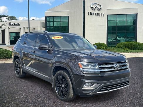 Used 2019 Volkswagen Atlas SEL Premium image 1