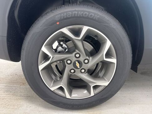 New 2026 Chevrolet Trax LT w/ Driver Confidence Package image 31