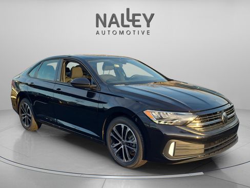 Used 2024 Volkswagen Jetta Sport image 6