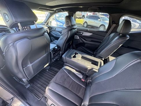Used 2025 Acura MDX A-Spec image 15