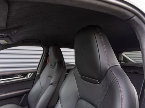 Certified 2024 Porsche Cayenne Turbo GT AWD/4WD image 25