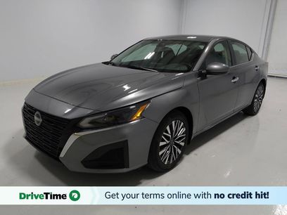 Used 2023 Nissan Altima 2.5 SV