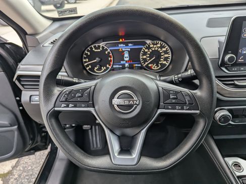 Used 2023 Nissan Altima 2.5 SV image 20