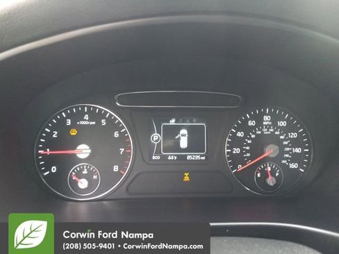 Used 2017 Kia Sorento LX w/ LX Convenience Package image 15