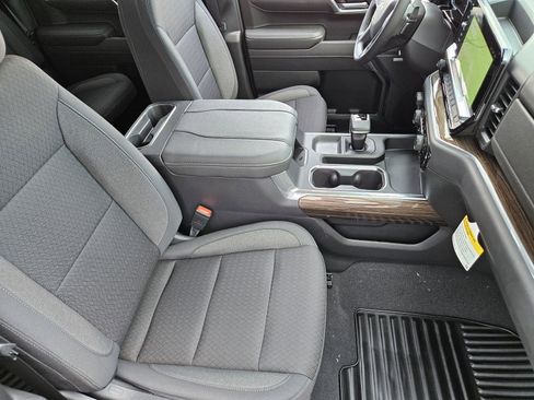 New 2026 Chevrolet Silverado 1500 RST AWD/4WD image 18