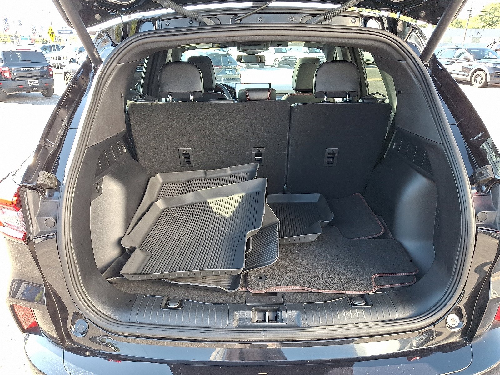 Certified 2023 Ford Escape ST-Line Elite w/ Premium Technology Package AWD/4WD image 29