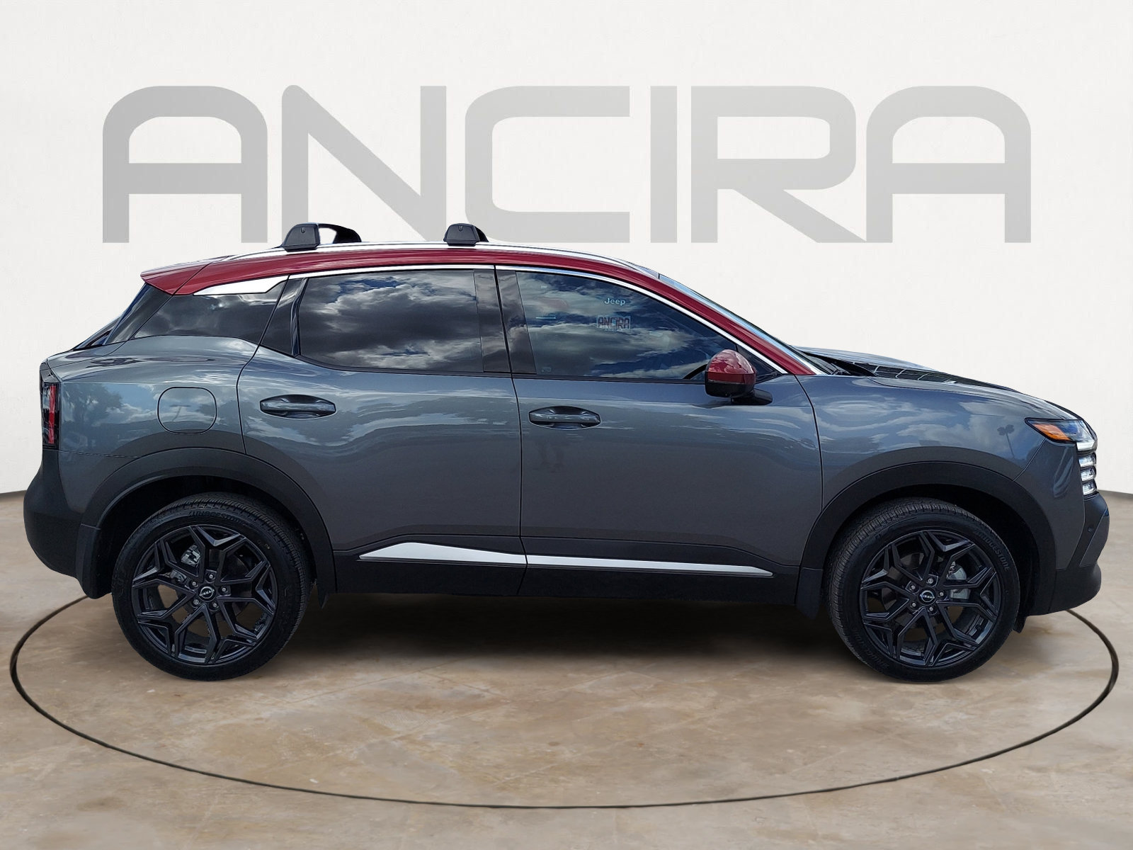 Used 2026 Nissan Kicks SR w/ SR Premium Package FWD image 11