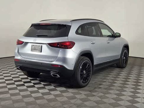 Used 2026 Mercedes-Benz GLA 250 4MATIC image 5