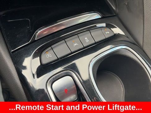 Used 2022 Buick Envision Preferred FWD image 17