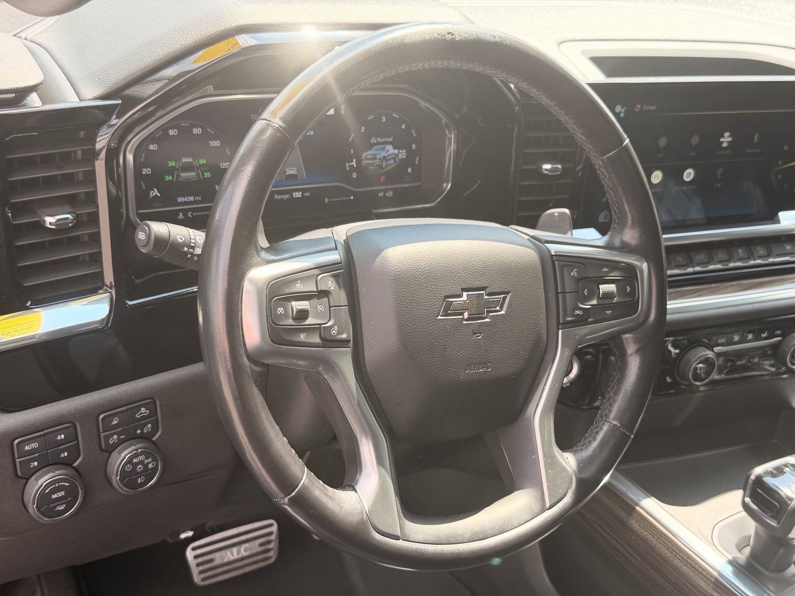 Used 2022 Chevrolet Silverado 1500 RST w/ All Star Edition Plus AWD/4WD image 17