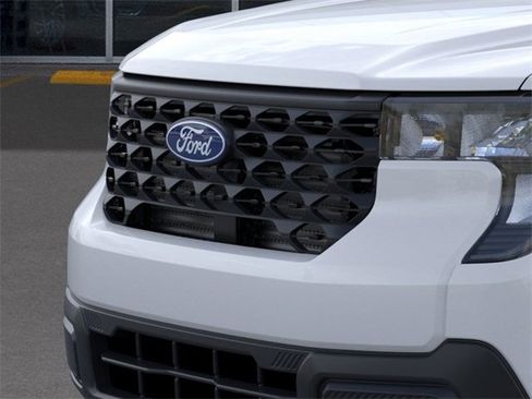 New 2025 Ford Maverick XL w/ 4K Tow Package image 18