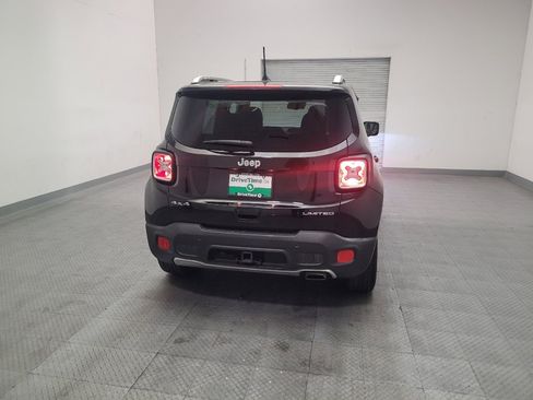 Used 2018 Jeep Renegade Limited w/ UConnect 8.4 Nav Group AWD/4WD image 7
