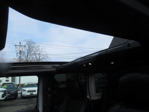 Used 2024 Jeep Wrangler High Altitude image 37