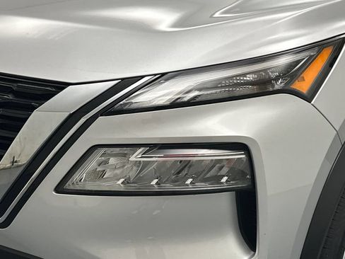 Used 2023 Nissan Rogue SV w/ SV Premium B Package AWD/4WD image 21