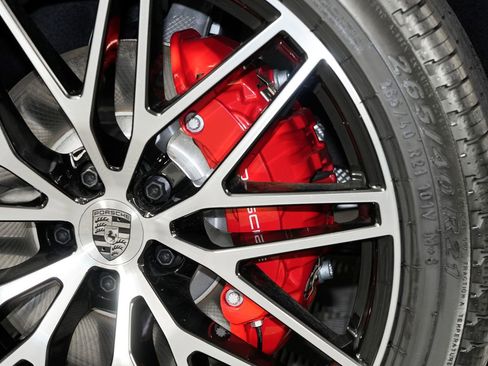 New 2026 Porsche Macan S image 14