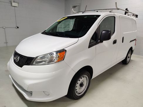 Used 2021 Nissan NV200 S image 16