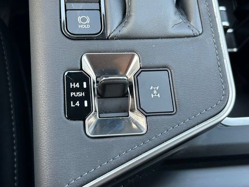 Used 2025 Lexus GX 550 AWD/4WD image 35