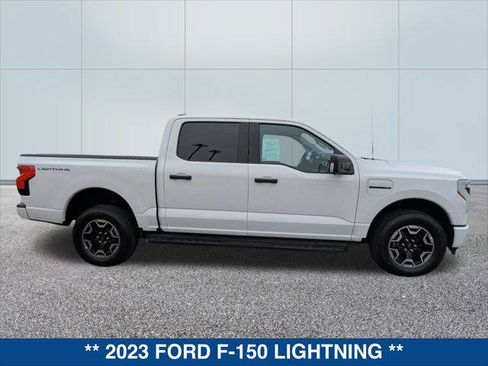 Used 2023 Ford F150 Lightning XLT AWD/4WD image 10