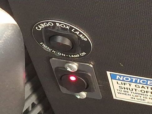 Used 2023 Ford F650 2WD Regular Cab Super Duty image 27