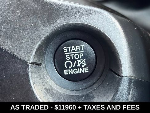 Used 2020 Jeep Compass Latitude FWD image 25