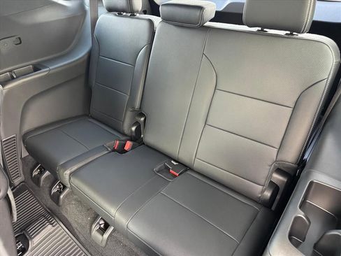 New 2026 Chevrolet Traverse LT w/ Driver Confidence Package image 6
