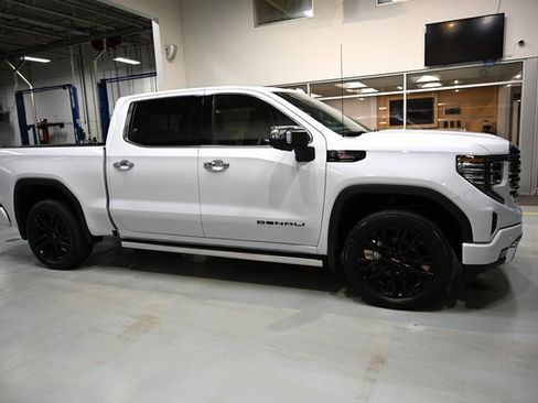 New 2026 GMC Sierra 1500 Denali image 4