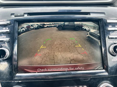 Used 2020 Nissan Murano SV image 19