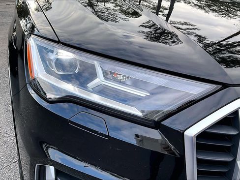 Used 2021 Audi Q7 2.0T Premium Plus w/ Executive Package image 27