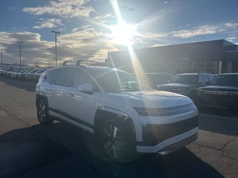 New 2026 Hyundai Ioniq 9 SEL image 3