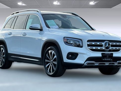 Certified 2023 Mercedes-Benz GLB 250 4MATIC image 7