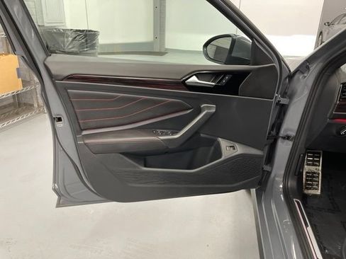 Used 2024 Volkswagen Jetta GLI Autobahn FWD image 26