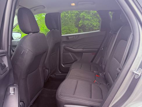 Used 2025 Ford Escape Active w/ Cold Weather Package AWD/4WD image 18