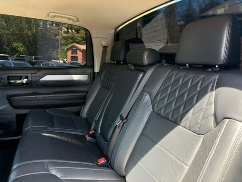 Used 2018 Toyota Tundra Platinum AWD/4WD image 19