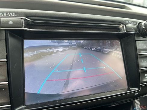Used 2014 Toyota RAV4 Limited image 17