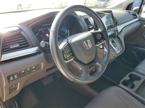 Used 2023 Honda Odyssey Touring image 19