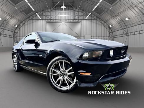 Used 2012 Ford Mustang GT Premium w/ Brembo Brake Pkg RWD image 2