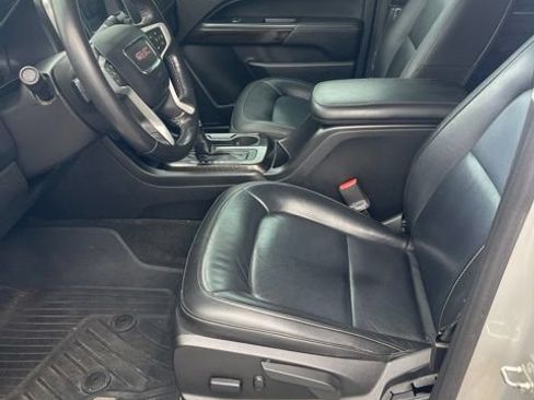 Used 2018 GMC Canyon SLT w/ Driver Alert Package RWD image 4