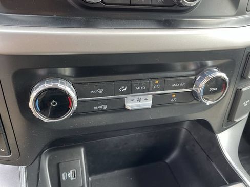 Used 2022 Ford F150 XLT w/ Equipment Group 301A Mid AWD/4WD image 18