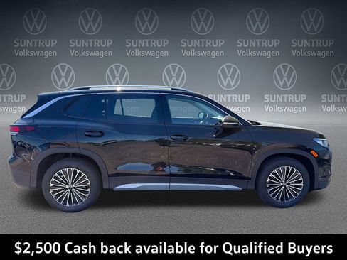 New 2026 Volkswagen Tiguan S FWD image 6
